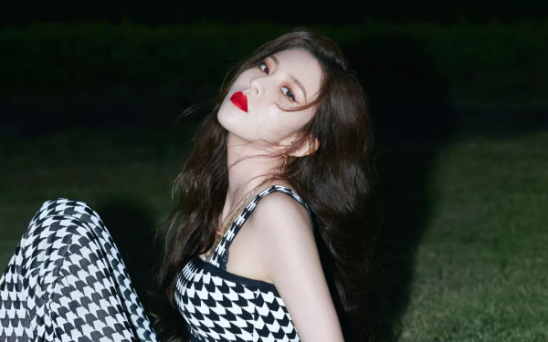 小八卦,李莎旻子,許魏洲,關曉彤,宋妍霏,唐九洲 小八卦,李莎旻子,許魏洲,關曉彤,宋妍霏,唐九洲