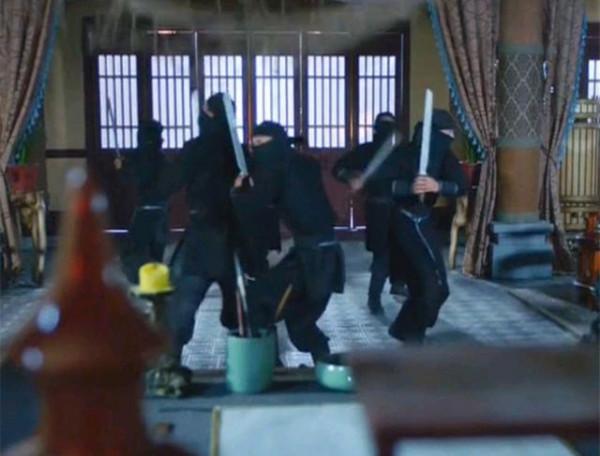 民間故事：貴婦收留乞丐，乞丐與小偷勾結，小偷進屋貴婦投懷送抱