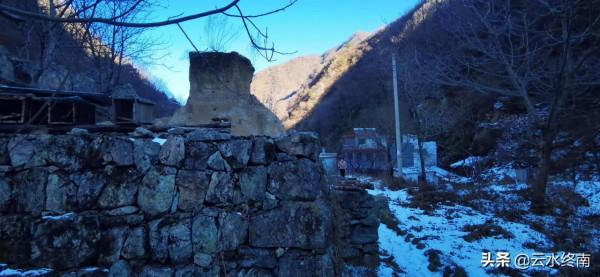 這恐怕是秦嶺北麓儲存最多的棧道遺蹟了，經過大水，不知路況如何