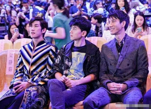 歌壇天王張傑和好友音樂才子王力宏的親密合照，你見過嗎？