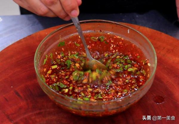 萬能涼拌汁，教你最簡單的做法，酸爽開胃，2分鐘搞定所有冷盤