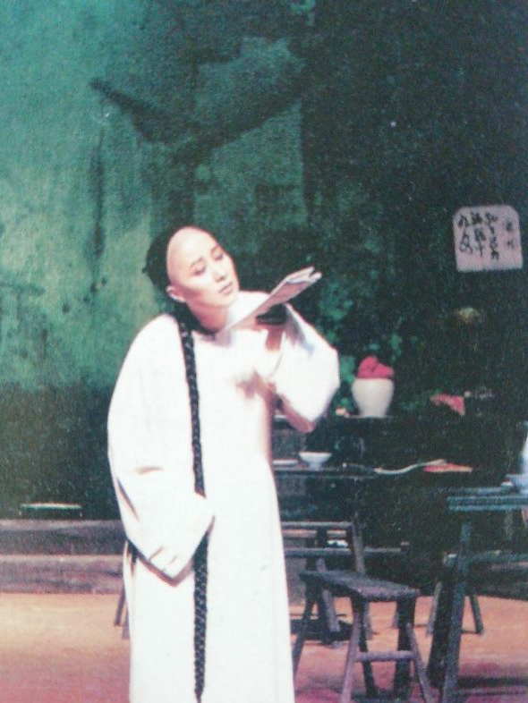 她總想突破越劇的“極限”,卻始終在爭議聲中前行 她總想突破越劇的“極限”,卻始終在爭議聲中前行