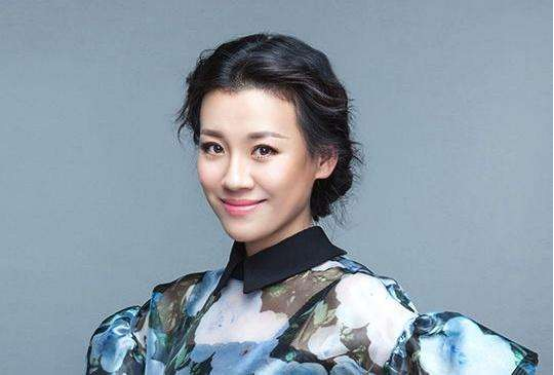 &OpenCurlyDoubleQuote;大娘子&rdquo;劉琳，被名導拋棄後，相親嫁平凡丈夫，47歲被寵成公主