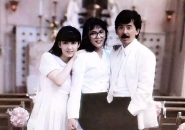 一組周慧敏的老照片曝光，一定有你沒見過的