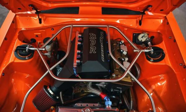 暴走日產皮卡，移植本田CBR摩托發動機