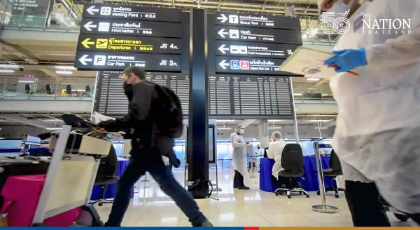 在重新開放的第一天，就有超過 2,400 名遊客透過素萬那普進入泰國