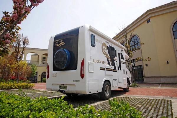 48V能源供給/初代網紅平頭卡車 法美瑞海角7號全系房車震撼亮相 48V能源供給/初代網紅平頭卡車 法美瑞海角7號全系房車震撼亮相