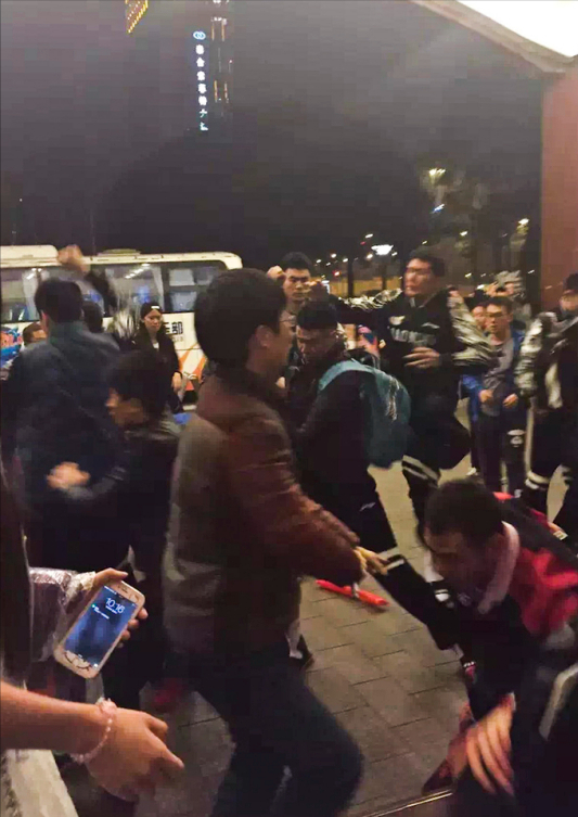 CBA火藥味最濃的決戰,四川獲水分最高的冠軍?籃協偏袒遼寧隊? CBA火藥味最濃的決戰,四川獲水分最高的冠軍?籃協偏袒遼寧隊?