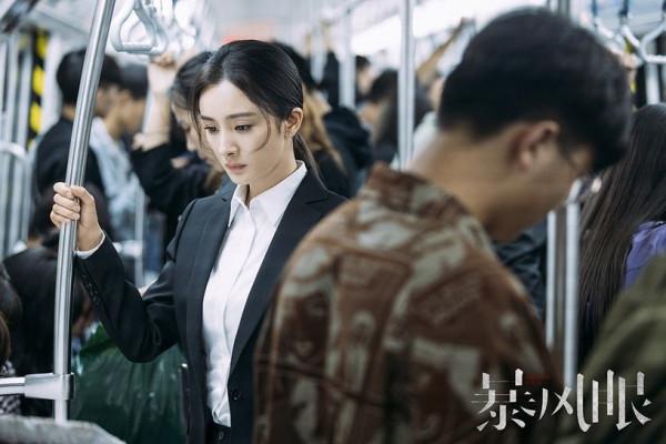 今年電視劇收視女王top10!童瑤逆風翻紅,冠軍霸屏2021 今年電視劇收視女王top10!童瑤逆風翻紅,冠軍霸屏2021