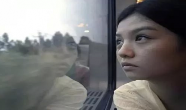 同樣是年輕影后,春夏和周冬雨為何相差這麼大? 同樣是年輕影后,春夏和周冬雨為何相差這麼大?