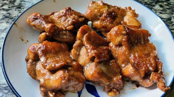雞腿別直接燉,廣東人教我一個做法,美味好吃,每次都吃光 雞腿別直接燉,廣東人教我一個做法,美味好吃,每次都吃光