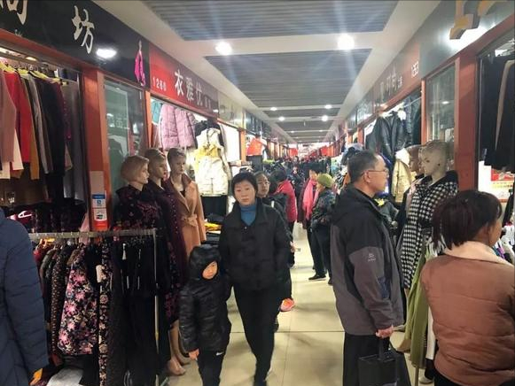 不少商家虧本撤離義烏，曾火遍全國的批發市場，到底發生了什麼？