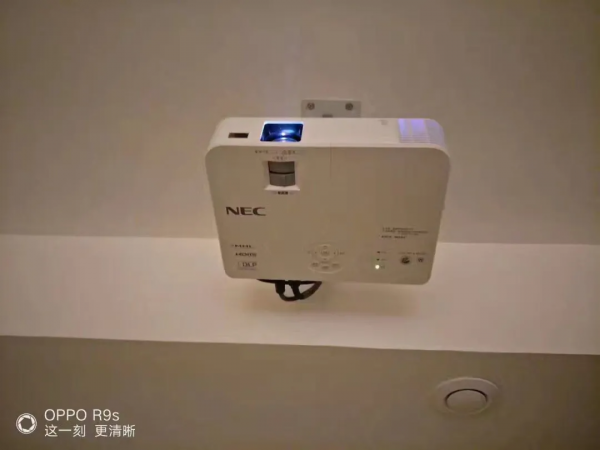 碧尚 PiXA CSi 定製多聲道影院