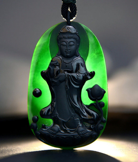 為什麼雕刻的觀音像，觀音的眼睛總是半閉合的狀態呢？