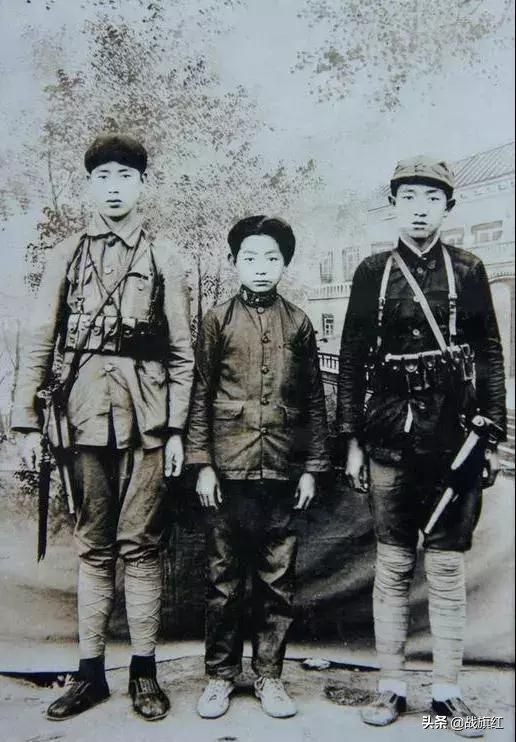 蔣軍“別動隊”來搜山,紅軍異常興奮:這下可以換裝備了 蔣軍“別動隊”來搜山,紅軍異常興奮:這下可以換裝備了