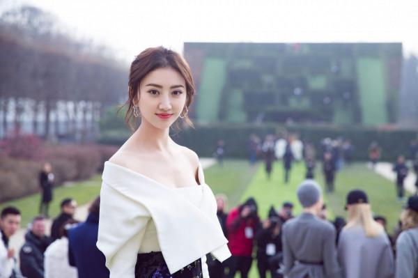 景甜在節目中高呼要脫單！別逗了！明星也找不到物件？