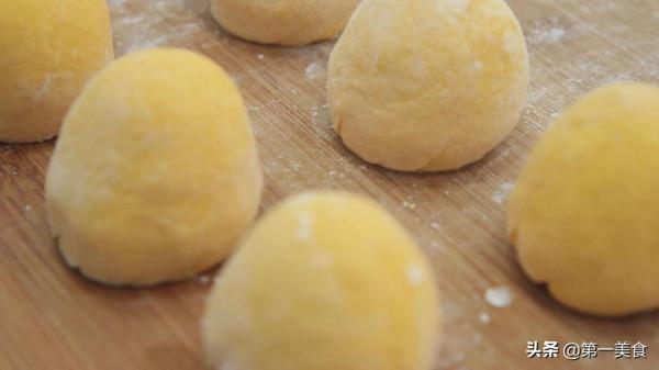 蒸饅頭是冷水上鍋還是熱水上鍋?牢記這幾點,饅頭暄軟不塌陷 蒸饅頭是冷水上鍋還是熱水上鍋?牢記這幾點,饅頭暄軟不塌陷