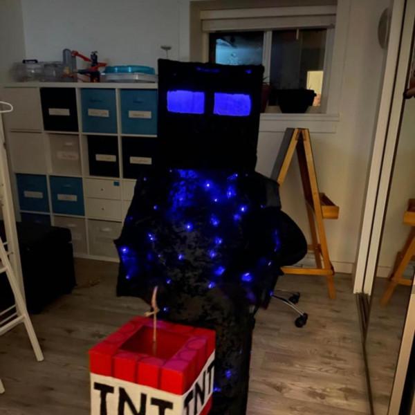 不給糖就“爆炸”！我的世界：16個沙雕變裝，盤點mc玩家的萬聖節