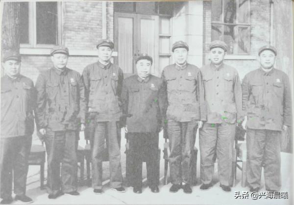 葉帥三次主持軍委工作的前後 (二) 葉帥三次主持軍委工作的前後 (二)