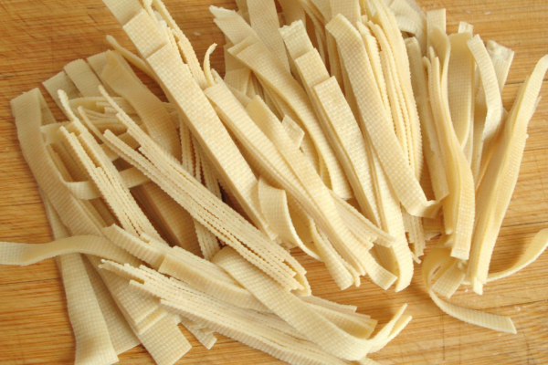 冬季貼膘季,這10道豬肉做法隨你選,好吃過癮,天天換著做吃不膩 冬季貼膘季,這10道豬肉做法隨你選,好吃過癮,天天換著做吃不膩