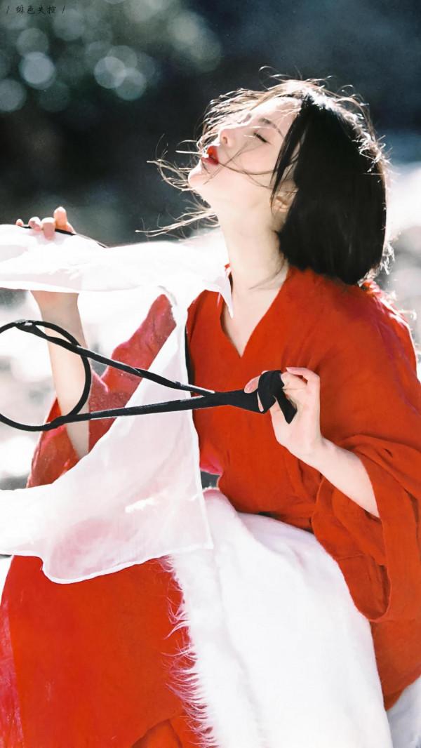 楊超越神明少女