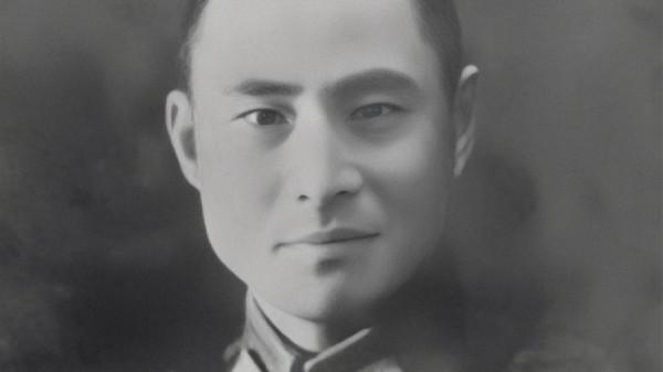 淮海戰役最艱難的時候，粟裕接到毛主席的電報：可抵40萬大軍