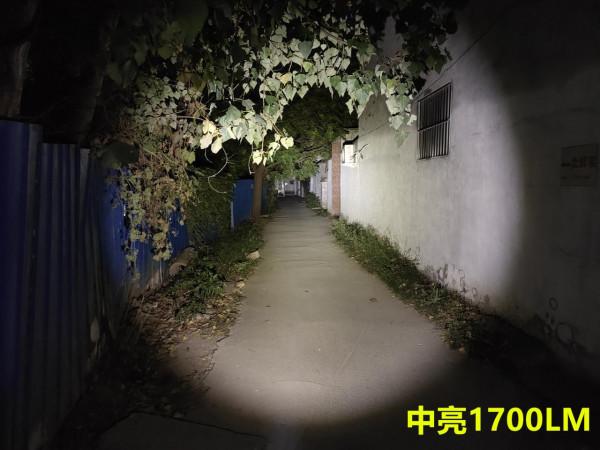 照亮黑夜的一束光！——在路上X6 USB戶外手電體驗