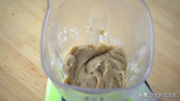 冬天吃栗子正合適,教你做軟皮栗子餅,配方送你,出爐就被搶光了 冬天吃栗子正合適,教你做軟皮栗子餅,配方送你,出爐就被搶光了