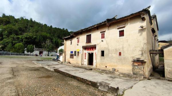 新加坡“國父”李光耀祖居“中翰第”黨溪村