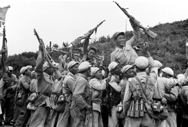 特等功臣周德高：獨闖敵營幹掉30多個美國大兵，晚年卻深藏功名