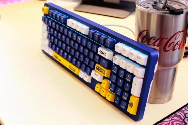 靜電容鍵盤，不再是信仰 達爾優A98靜電容版