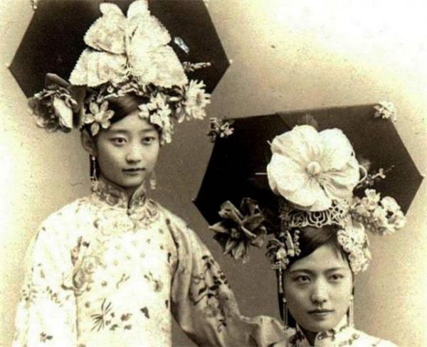 清朝後宮女子真的醜嗎?一組老照片告訴你,她們的顏值如何 清朝後宮女子真的醜嗎?一組老照片告訴你,她們的顏值如何
