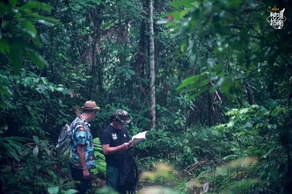 55歲任賢齊近照曝光,暴瘦34斤,穿樸素長衫,他到底經歷了什麼? 55歲任賢齊近照曝光,暴瘦34斤,穿樸素長衫,他到底經歷了什麼?