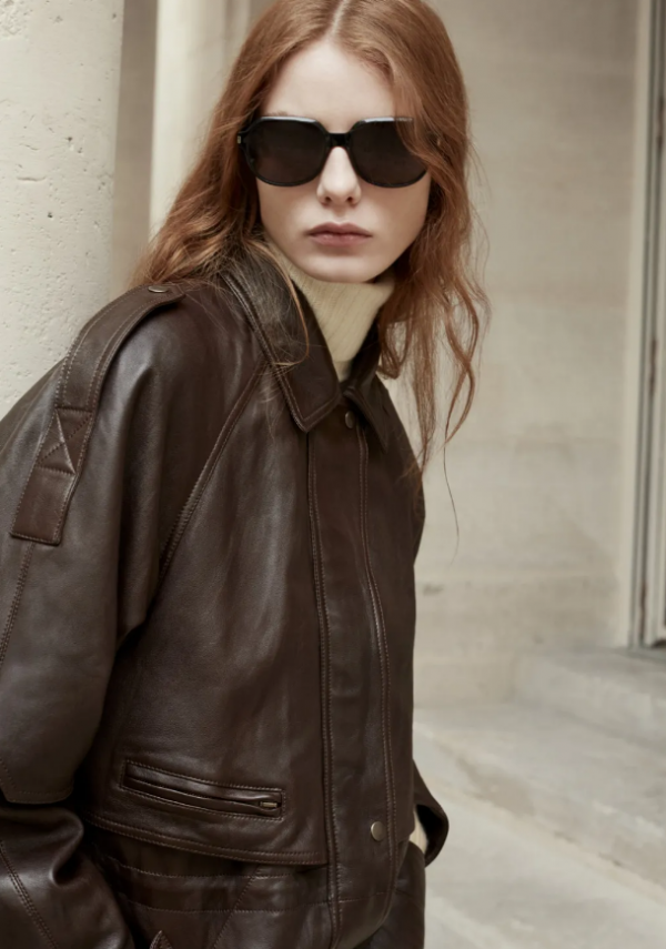 50+女人的衣品，從外套就能判斷出來，這4件顯氣質還保暖