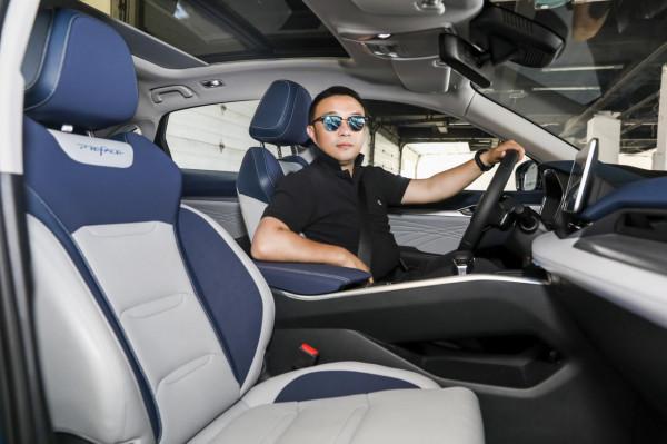 15萬的動力自由 玩車自由 試駕吉利星瑞 15萬的動力自由 玩車自由 試駕吉利星瑞