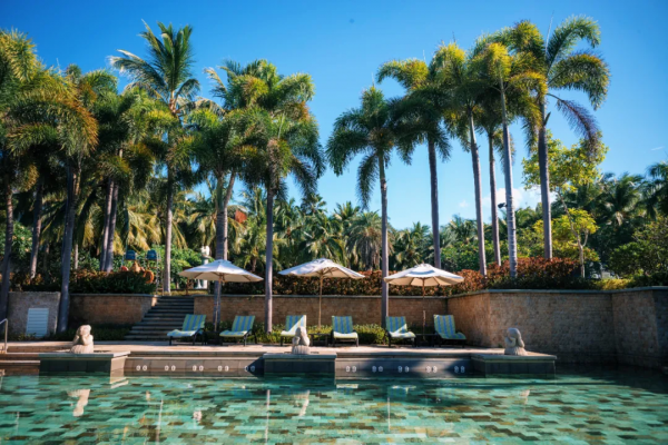 依山傍海獨享一灣,這家扇子酒店讓我錯覺是又回到了東南亞 依山傍海獨享一灣,這家扇子酒店讓我錯覺是又回到了東南亞