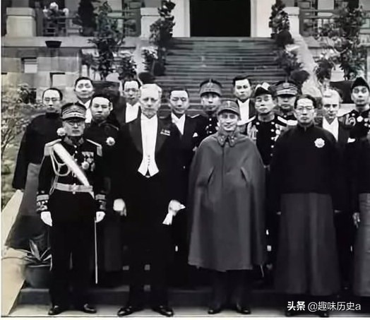 狂人吳邁：掌摑審判官、怒斥蔣介石、盂擊吳鐵城