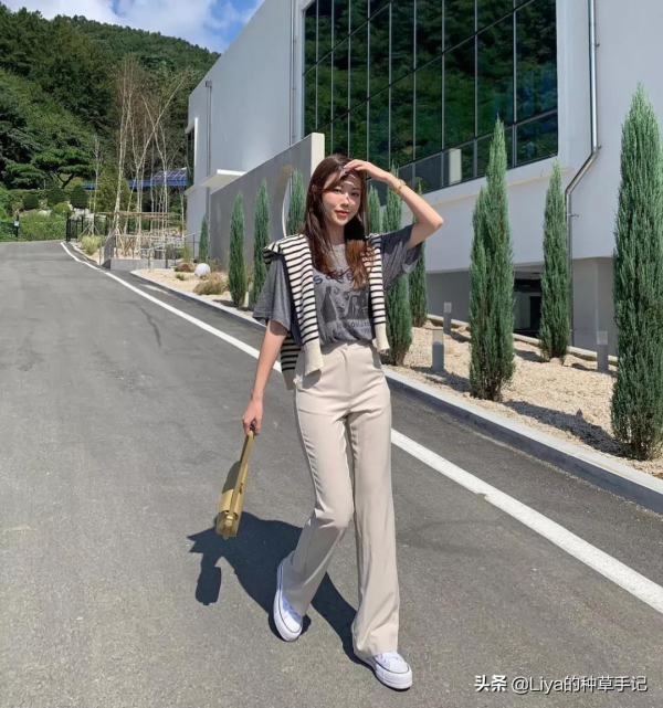 風衣,今秋流行這樣穿 風衣,今秋流行這樣穿