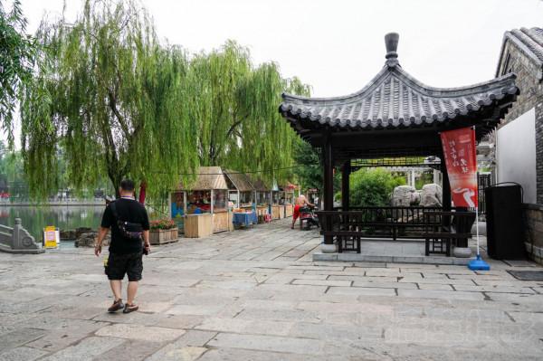 濟南百花洲，有人說是真正的老街，有人說是仿古建築，該信誰的呢