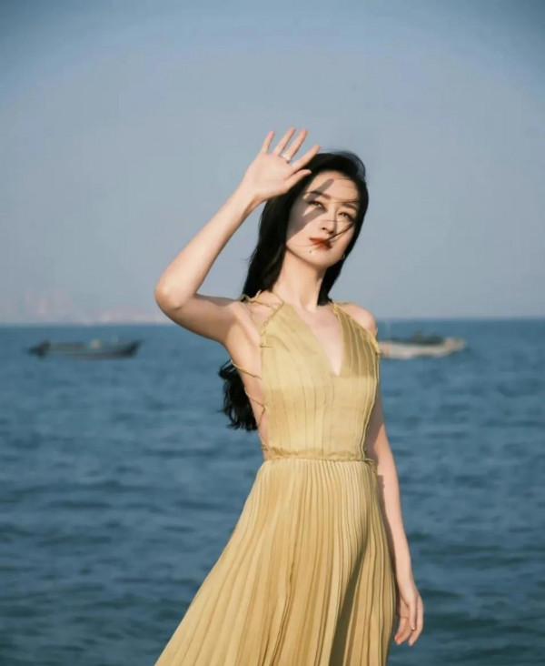 大家在金雞獎紅毯上的造型，你們更喜歡誰的呢？