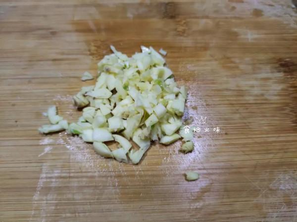 這才是油麥菜最好吃的做法，香味十足口感爽脆，一出鍋全家搶著吃