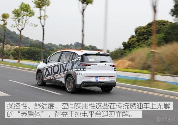 十萬元比軒逸、飛度更好的選擇 好開好看空間還大 十萬元比軒逸、飛度更好的選擇 好開好看空間還大