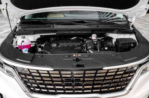 家裡人口多，買MPV更合適，可以看看這兩款，安靜舒適還省油