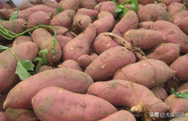 紅薯不能堆著放,農村大嬸教你一招,半年不長芽不黴爛,越放越甜 紅薯不能堆著放,農村大嬸教你一招,半年不長芽不黴爛,越放越甜