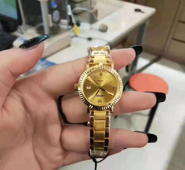 大金鍊子小金錶,金錶是純金的嗎?3朵姐妹花了解一下 大金鍊子小金錶,金錶是純金的嗎?3朵姐妹花了解一下