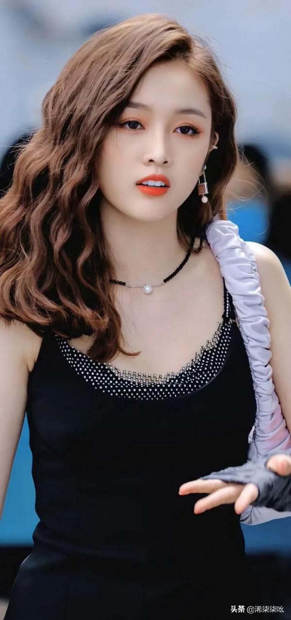 50張吳宣儀高畫質手機桌布,喜歡火箭少女的拿走把 50張吳宣儀高畫質手機桌布,喜歡火箭少女的拿走把