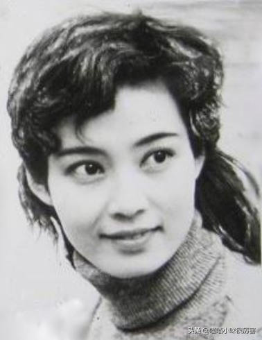 年過50歲，無兒無女的5位女名人，丁克背後有成功也有遺憾