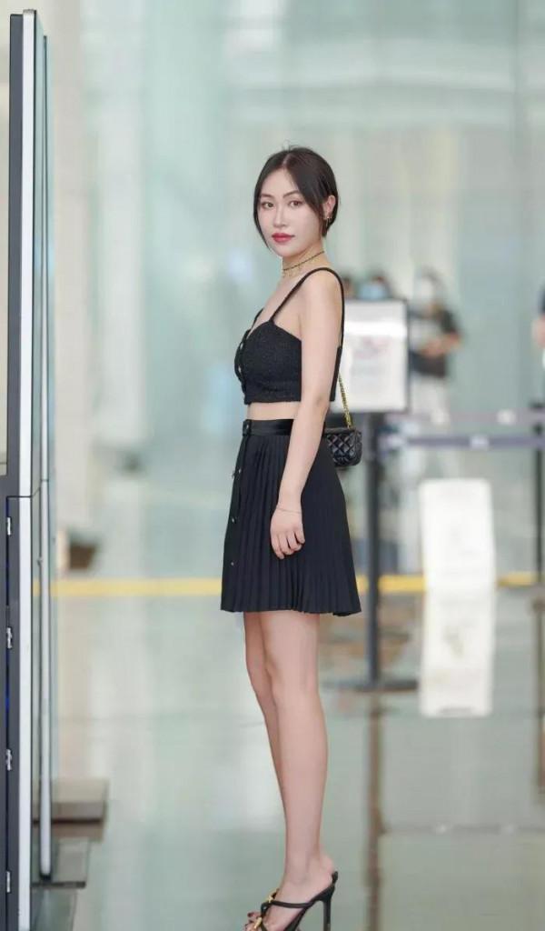 秋裝怎麼搭配更好看?學街拍達人的穿法,時髦顯瘦又洋氣 秋裝怎麼搭配更好看?學街拍達人的穿法,時髦顯瘦又洋氣