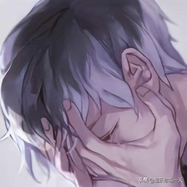 你的淚光柔弱中帶著傷