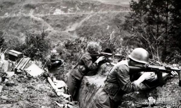 何煒:“回民陣地”九勇士 何煒:“回民陣地”九勇士